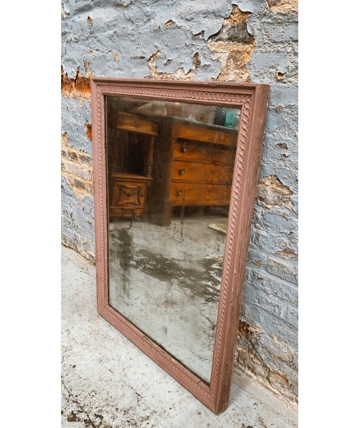 Miroir ancien ouvre sa boutique