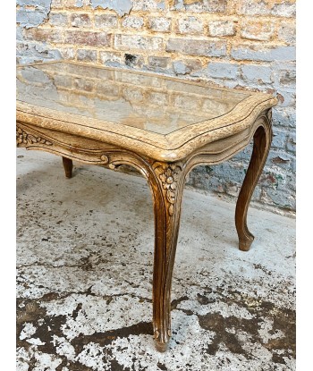 Table basse Louis XV chez Cornerstreet bien 