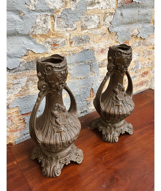 Paire de vases sur le site 