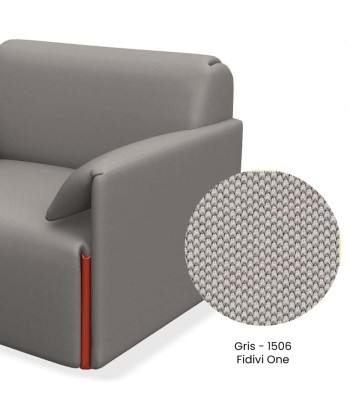 Fauteuil Costume, structure et tissu recyclé, avec accoudoirs chez Cornerstreet bien 