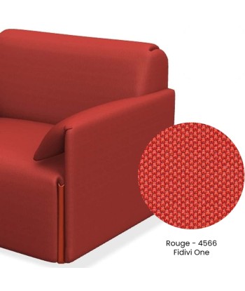 Fauteuil Costume, structure et tissu recyclé, avec accoudoirs chez Cornerstreet bien 