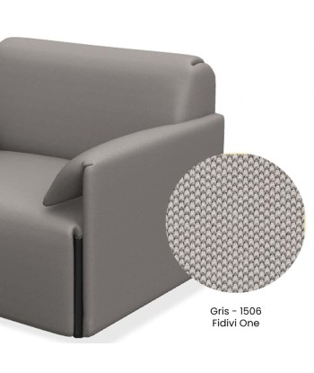 Fauteuil Costume, structure et tissu recyclé, avec accoudoirs chez Cornerstreet bien 