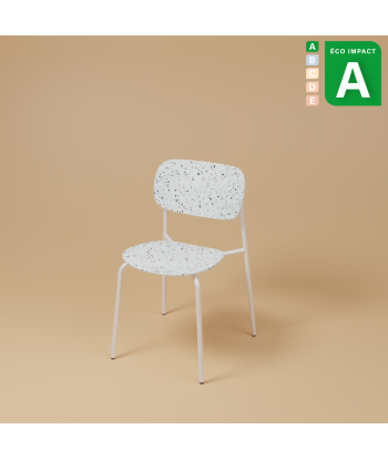 Chaise Uso en plastique recyclé en stock